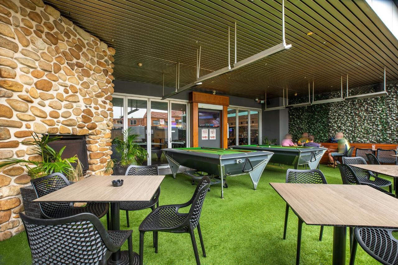 Toongabbie Hotel Блэктаун Экстерьер фото