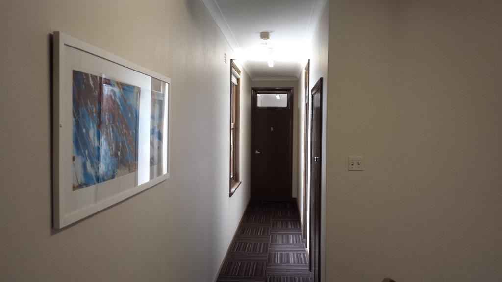 Toongabbie Hotel Блэктаун Экстерьер фото